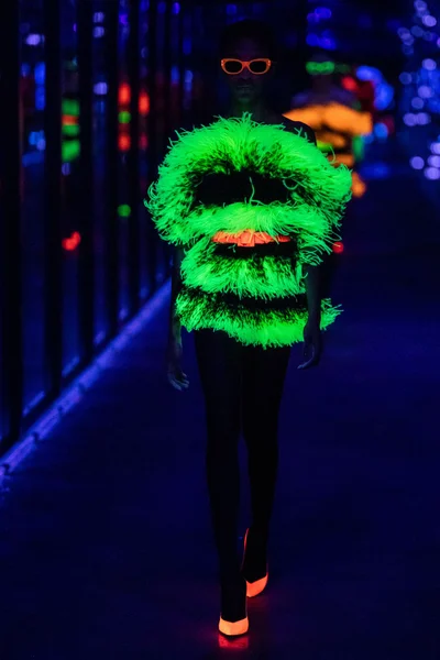Look 92